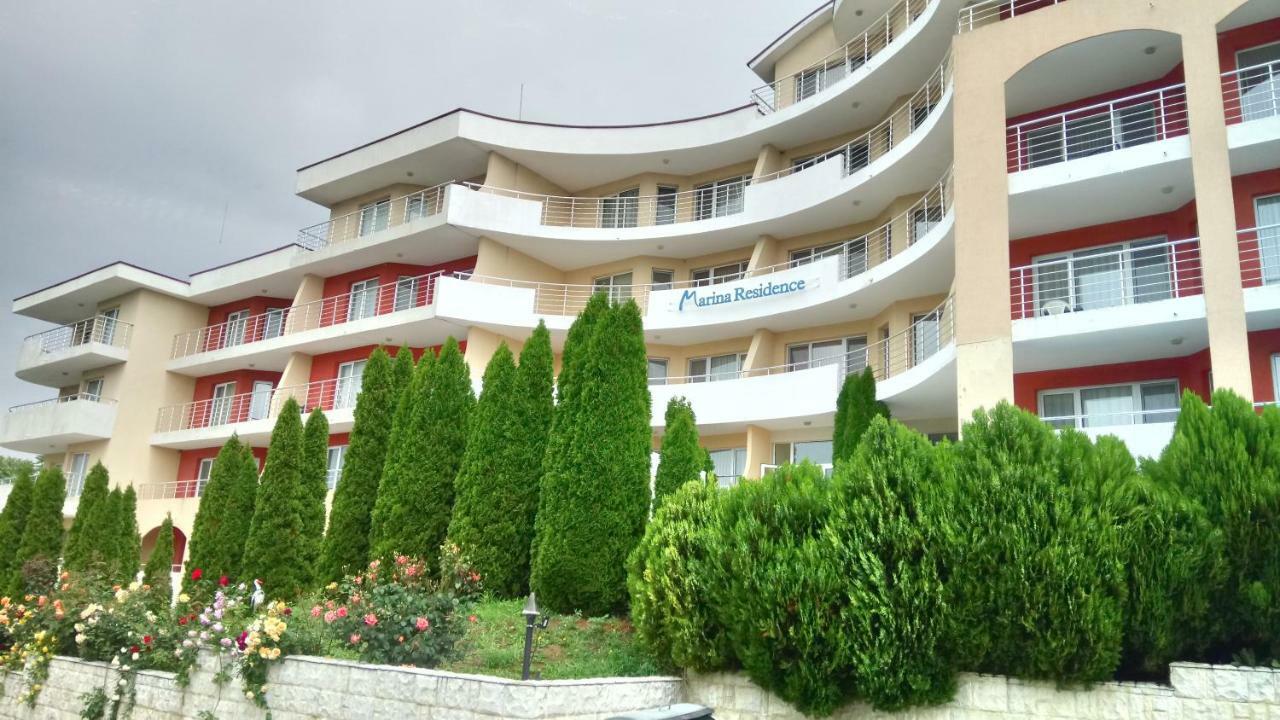 Marina Residence Complex Kavarna Kültér fotó