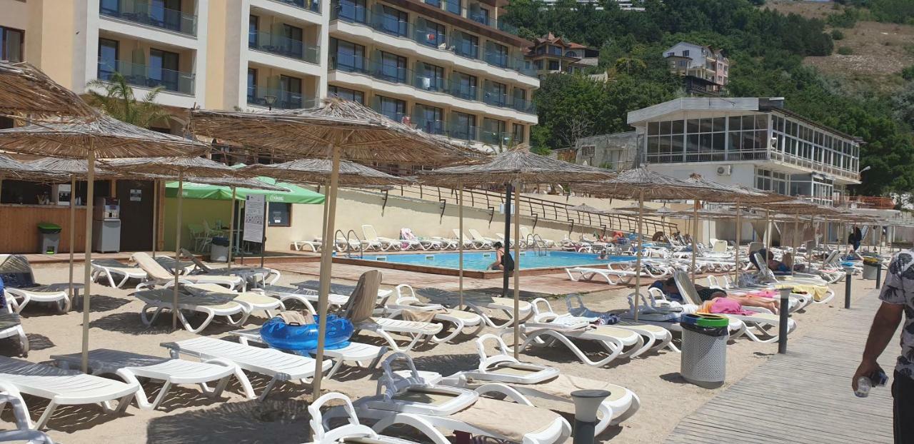Marina Residence Complex Kavarna Kültér fotó